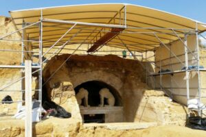 Τύμβος Καστά