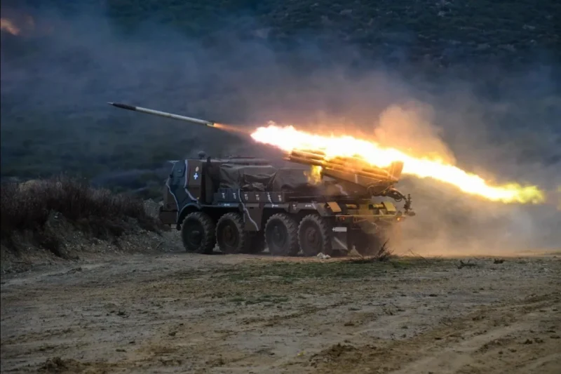 Πολλαπλοί εκτοξευτές πυροβολικού RM-70 πηγή: ΓΕΣ