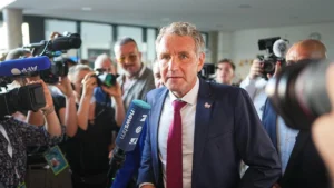 Ο ακροδεξιός Björn Höcke από το AfD στη Θουριγγία: Το κόμμα του αναμένεται να είναι η ισχυρότερη δύναμη στο κοινοβούλιο της πολιτείας. © DPA Images | Μάικλ Κάπελερ