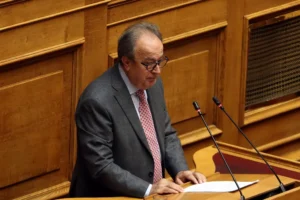 Γεώργιος Αποστολάκης